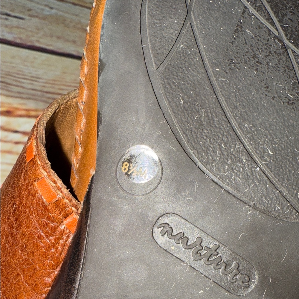 Nurture by Lamaze Brown and Yellow Sandals 2 1/4” heel size 8 1/2 - Picture 11 of 14